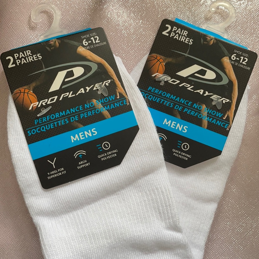 Pro Player Performance No Show Men’s White Socks 4 Pair